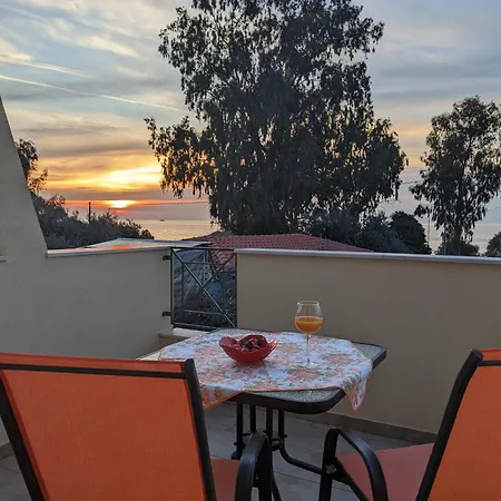 Πανσιόν Harmony Sunset